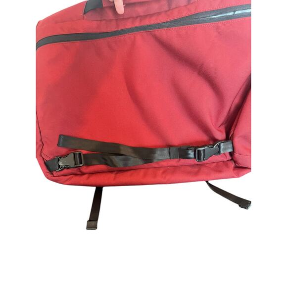 PATAGONIA EXTRA LARGE CRITICAL MASS MESSENGER BAG STYLE# 48278 BURGUNDY BLACK - Picture 7 of 16